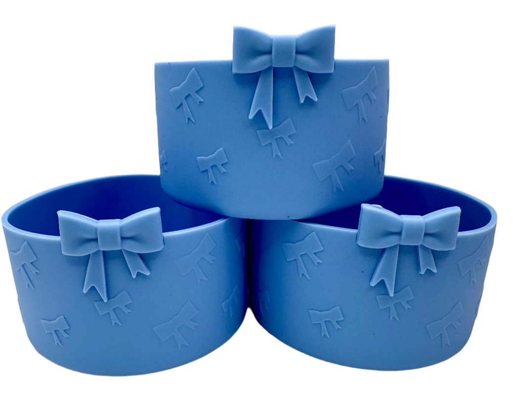 Light Blue Bows Textured Tumbler Boot