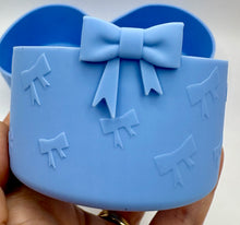 Load image into Gallery viewer, Light Blue Bows Textured Tumbler Boot
