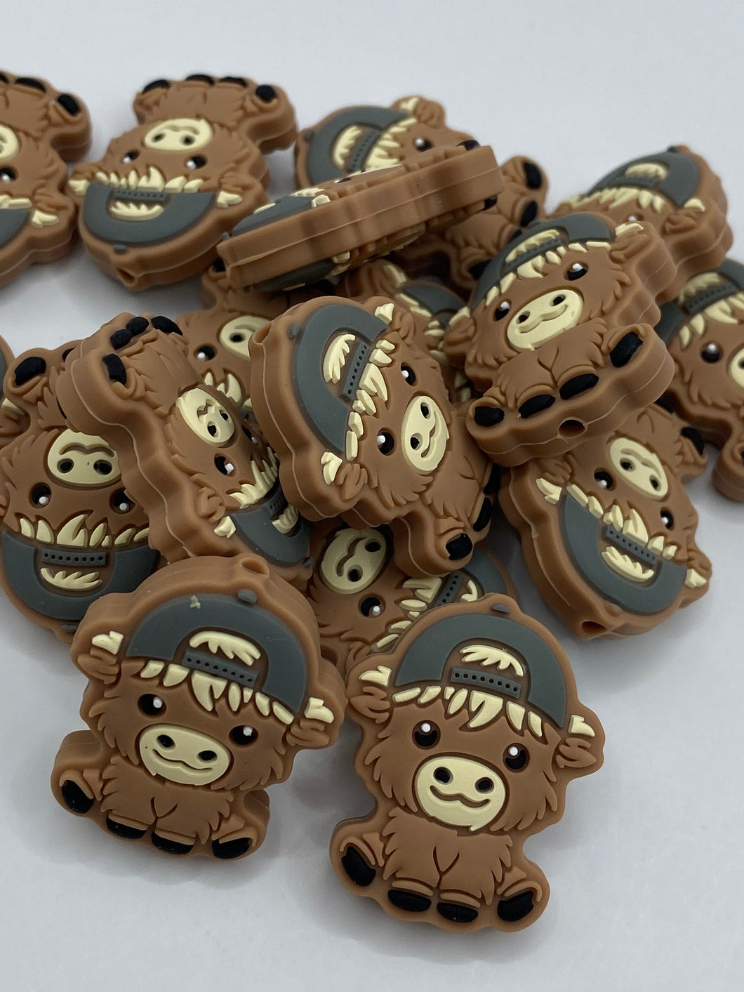 Highland Cow with Cap  Silicone Focal Bead