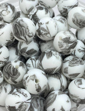 Load image into Gallery viewer, 10 Black and White Floral  Silicone Beads - 15mm
