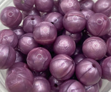 Load image into Gallery viewer, 10 Purple Pearl Silicone Beads - 15mm
