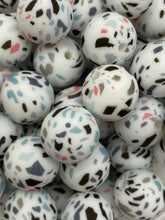 Load image into Gallery viewer, 10 Terrazzo Silicone Beads - 15mm
