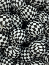 Load image into Gallery viewer, 10 Black and White Checkered  Print Silicone Beads - 15mm
