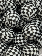 Load image into Gallery viewer, 10 Black and White Checkered  Print Silicone Beads - 15mm
