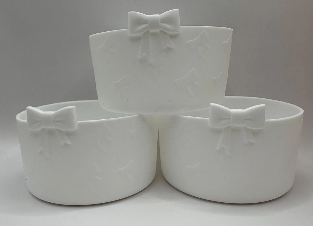 White Bow Textured Tumbler Boot - Silicone Boot- Tumbler Accessories