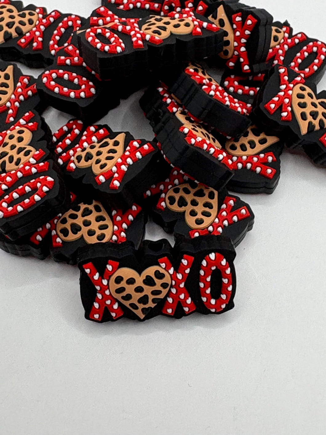 XOXO Silicone Focal Bead Valentine’s Day