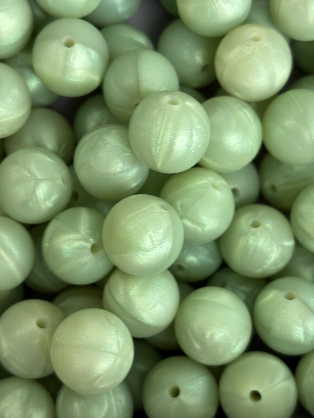 10 Green Pearl Silicone Beads - 15mm