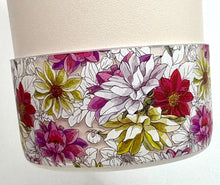 Load image into Gallery viewer, Flowers Transparent Tumbler Boot

