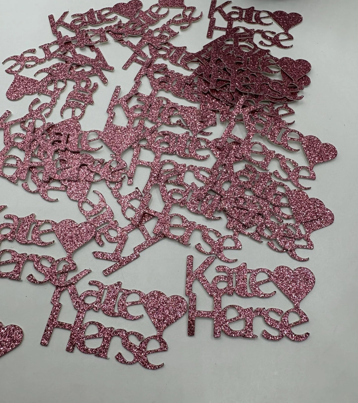 Confetti with 2 names and heart