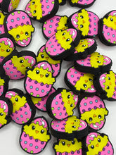 Load image into Gallery viewer, Chick in Easter Egg,  Silicone Focal Bead
