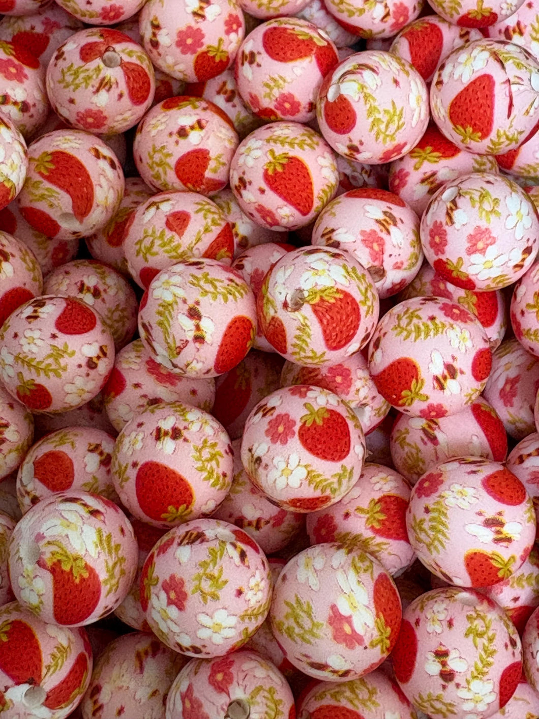 Strawberry Print Silicone Beads - 15mm - 10ct