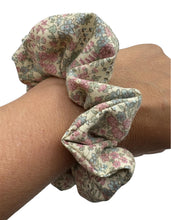 Load image into Gallery viewer, Pink Flower Hair Scrunchie - Hair Elastic- Hair Accessories
