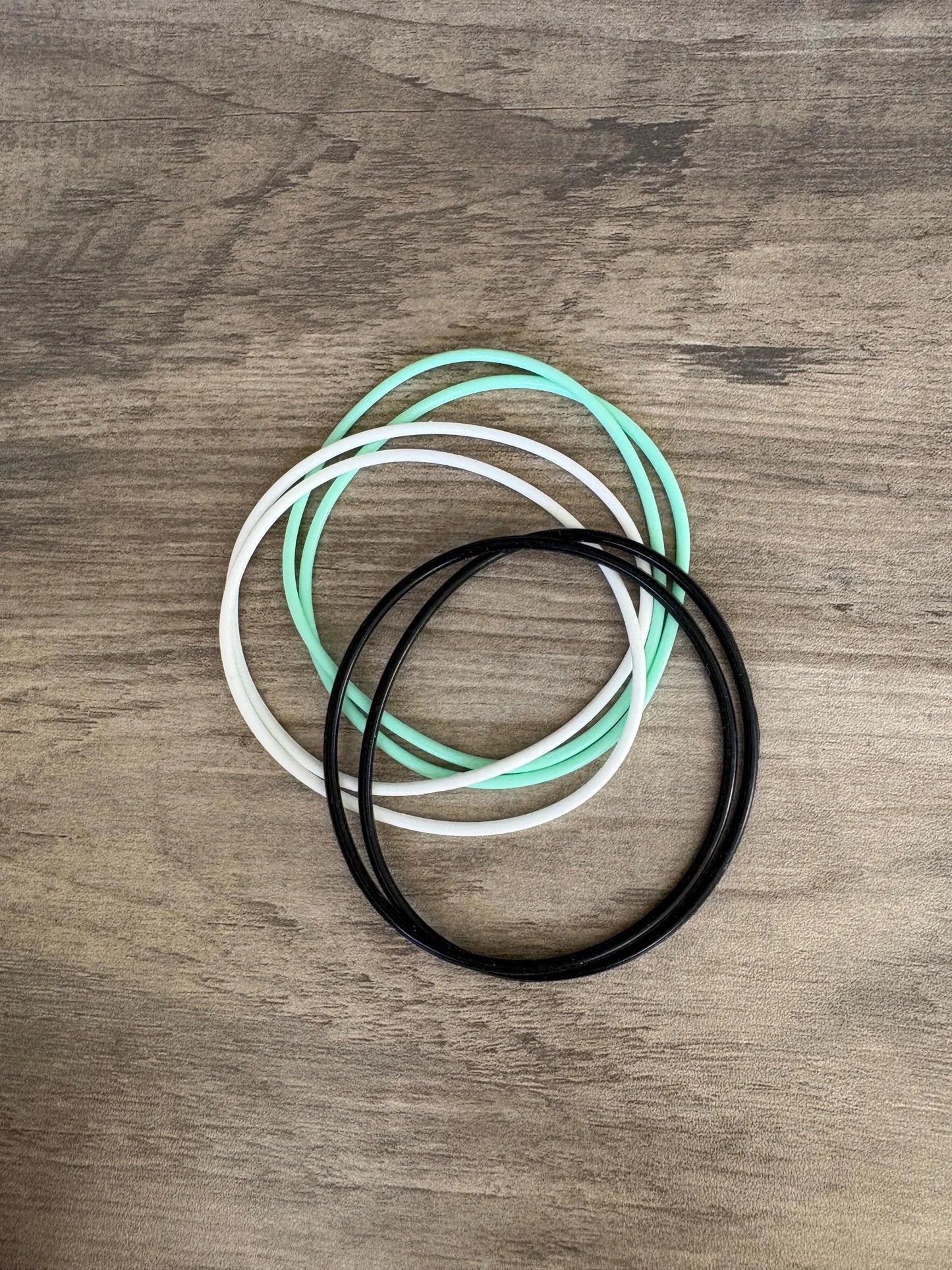 Women’s Silicone Jelly Bracelet - Mint Condition Stack